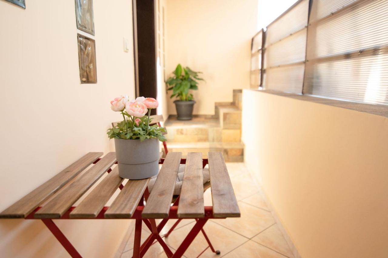 'The Ivory' House Project In Athens Apartment Bagian luar foto